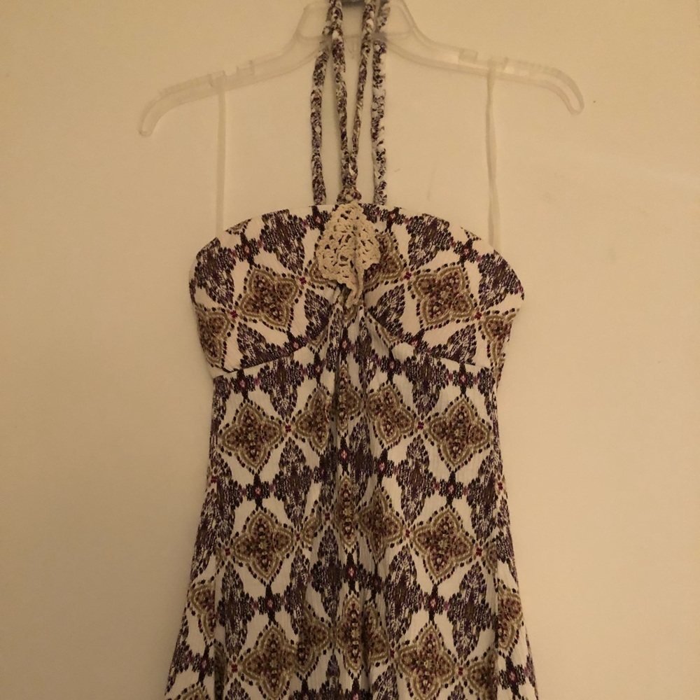 Halter Top - Picture 5 of 5